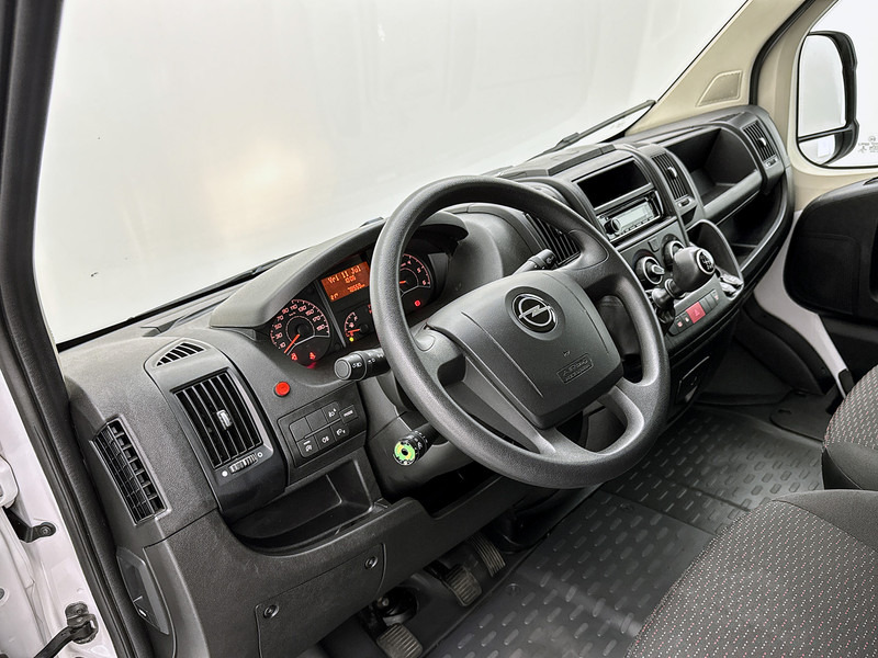 Opel Movano 2.2D Financial lease 140pk Bakwagen met Laadklep Achteruitrijcamera Cruise Control Meubelbak - Dobozos kisteherautó: 5 kép. Opel Movano 2.2D Financial lease 140pk Bakwagen met Laadklep Achteruitrijcamera Cruise Control Meubelbak - Dobozos kisteherautó: 5 kép.