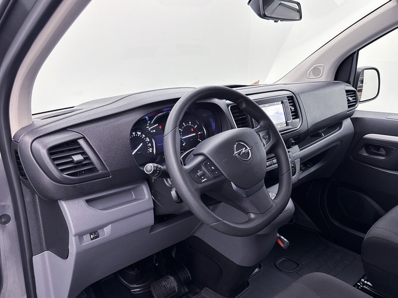 Opel Vivaro 2.0 CDTI Dubbele Cabine 145pk automaat Navigatie Achteruitrijcamera Cruise Control - Kis furgon, Duplakabinos kisteherautó: 5 kép. Opel Vivaro 2.0 CDTI Dubbele Cabine 145pk automaat Navigatie Achteruitrijcamera Cruise Control - Kis furgon, Duplakabinos kisteherautó: 5 kép.