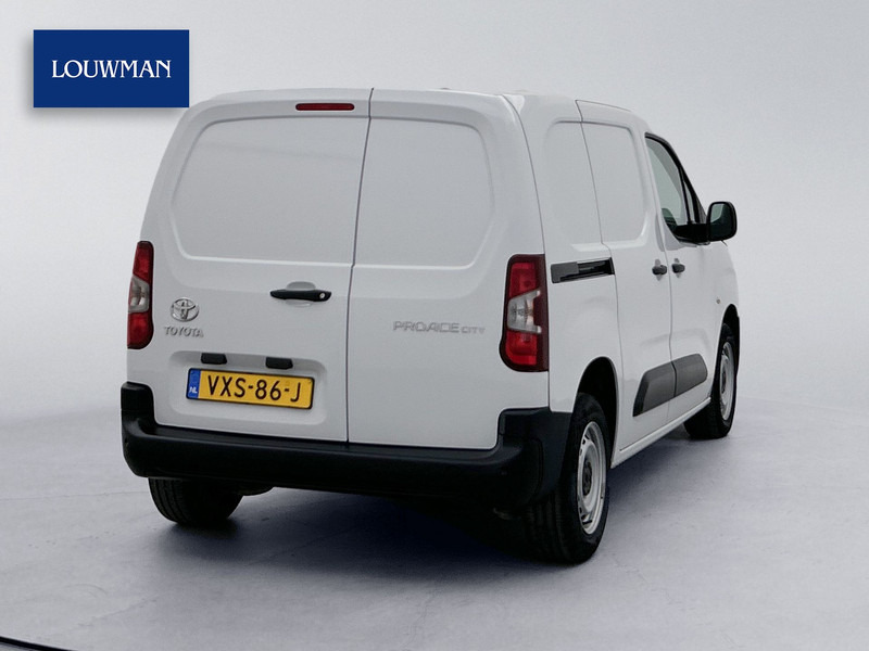 Toyota PROACE CITY 1.5 D-4D Live Navigatie Fabrieksgarantie Parkeersensoren Betimmering - Kis furgon: 2 kép. Toyota PROACE CITY 1.5 D-4D Live Navigatie Fabrieksgarantie Parkeersensoren Betimmering - Kis furgon: 2 kép.