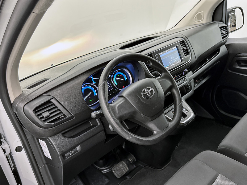 Toyota PROACE Electric Worker Live Extra Range Long 75 kWh L3 Navigatie Dubbele Schuifdeur Cruise Control - Kis furgon, Elektromos kisteherautó: 5 kép. Toyota PROACE Electric Worker Live Extra Range Long 75 kWh L3 Navigatie Dubbele Schuifdeur Cruise Control - Kis furgon, Elektromos kisteherautó: 5 kép.