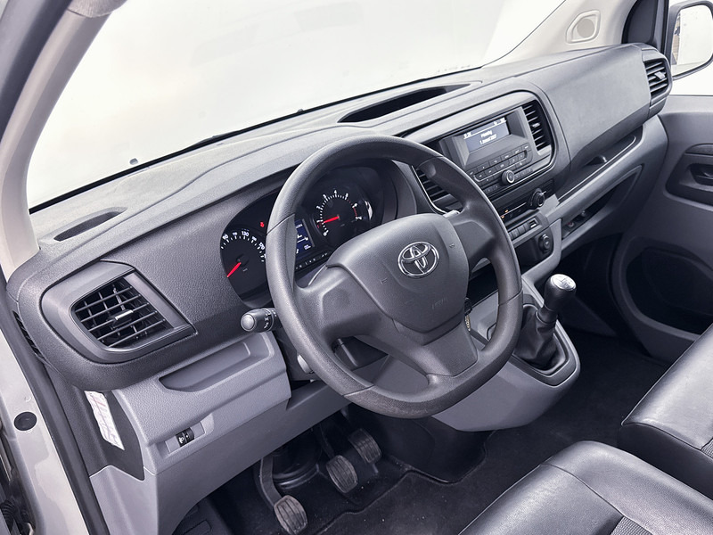 Toyota ProAce Worker 1.6 D-4D L2 Cool Comfort Betimmering Airco Sidebars Cruise Control - Kis furgon: 5 kép. Toyota ProAce Worker 1.6 D-4D L2 Cool Comfort Betimmering Airco Sidebars Cruise Control - Kis furgon: 5 kép.