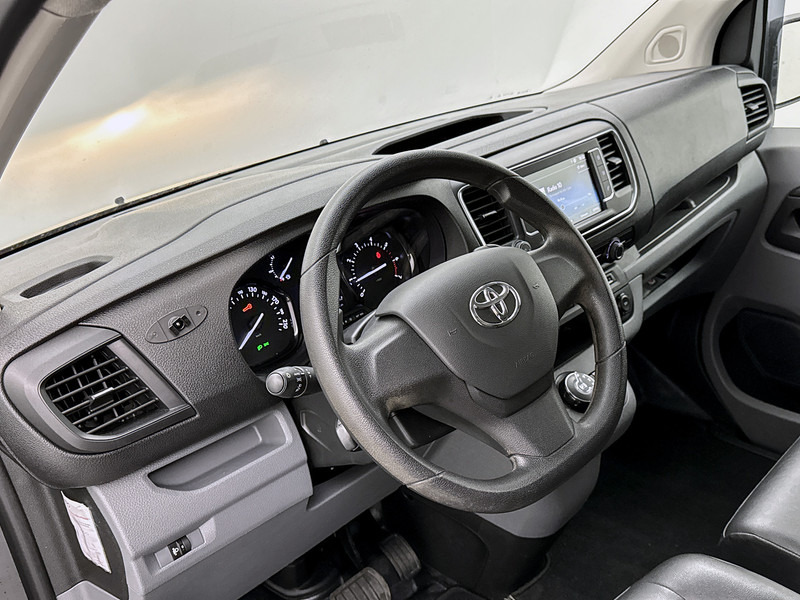 Toyota ProAce Worker 2.0 D-4D 145PK Automaat Lang Trekhaak Cruise Control Euro 6 - Kis furgon: 4 kép. Toyota ProAce Worker 2.0 D-4D 145PK Automaat Lang Trekhaak Cruise Control Euro 6 - Kis furgon: 4 kép.