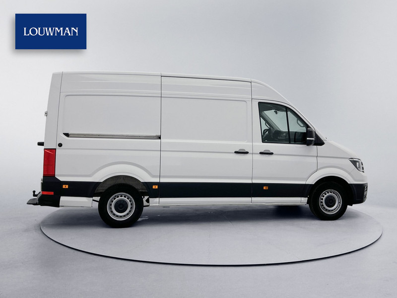 Volkswagen Crafter 35 2.0 TDI L3H3 177PK DSG Trekhaak Achteruitrijcamera Betimmering - Furgon: 3 kép. Volkswagen Crafter 35 2.0 TDI L3H3 177PK DSG Trekhaak Achteruitrijcamera Betimmering - Furgon: 3 kép.