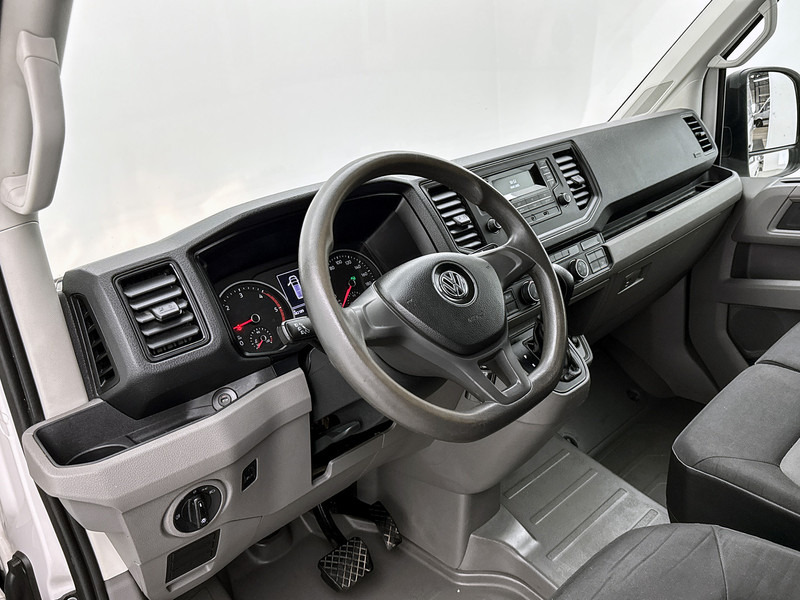 Volkswagen Crafter 35 2.0 TDI L3H3 177PK DSG Trekhaak Achteruitrijcamera Betimmering - Furgon: 4 kép. Volkswagen Crafter 35 2.0 TDI L3H3 177PK DSG Trekhaak Achteruitrijcamera Betimmering - Furgon: 4 kép.