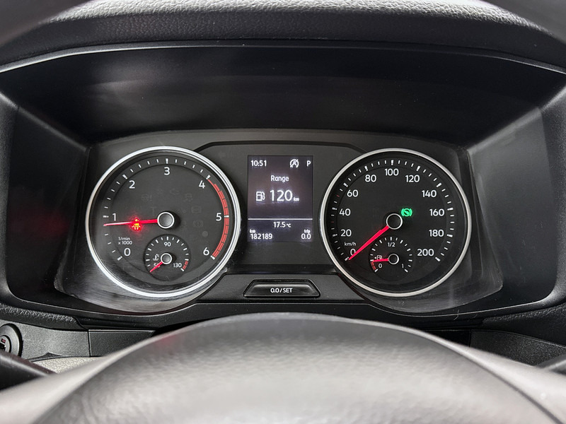 Volkswagen Crafter 35 2.0 TDI L3H3 177PK DSG Trekhaak Achteruitrijcamera Betimmering - Furgon: 5 kép. Volkswagen Crafter 35 2.0 TDI L3H3 177PK DSG Trekhaak Achteruitrijcamera Betimmering - Furgon: 5 kép.