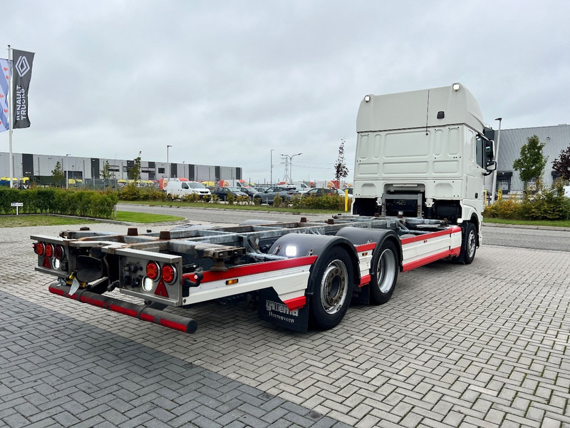 DAF XF 450 SSC 6x2 BDF - Alvaz teherautó: 5 kép. DAF XF 450 SSC 6x2 BDF - Alvaz teherautó: 5 kép.