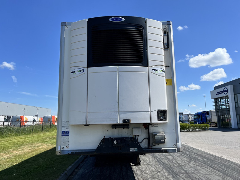 Kögel 3 - assige koeloplegger Carrier vector 1550 - Félpótkocsi hűtős: 2 kép. Kögel 3 - assige koeloplegger Carrier vector 1550 - Félpótkocsi hűtős: 2 kép.