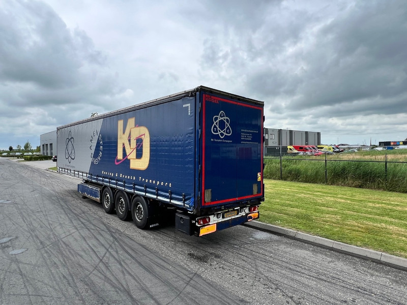 Kögel 3 assige schuizeilen oplegger S?24 / Lift Axle - Ponyvás félpótkocsi: 3 kép. Kögel 3 assige schuizeilen oplegger S?24 / Lift Axle - Ponyvás félpótkocsi: 3 kép.