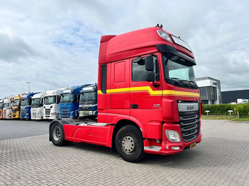 DAF XF 460 4x2 Trekker SSC / Hydraulic - Nyergesvontató: 3 kép. DAF XF 460 4x2 Trekker SSC / Hydraulic - Nyergesvontató: 3 kép.