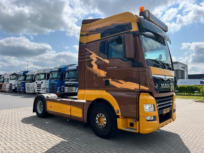 MAN TGX 18.460 4x2 trekker XXL / 2X Tank / ADR - Nyergesvontató: 3 kép. MAN TGX 18.460 4x2 trekker XXL / 2X Tank / ADR - Nyergesvontató: 3 kép.