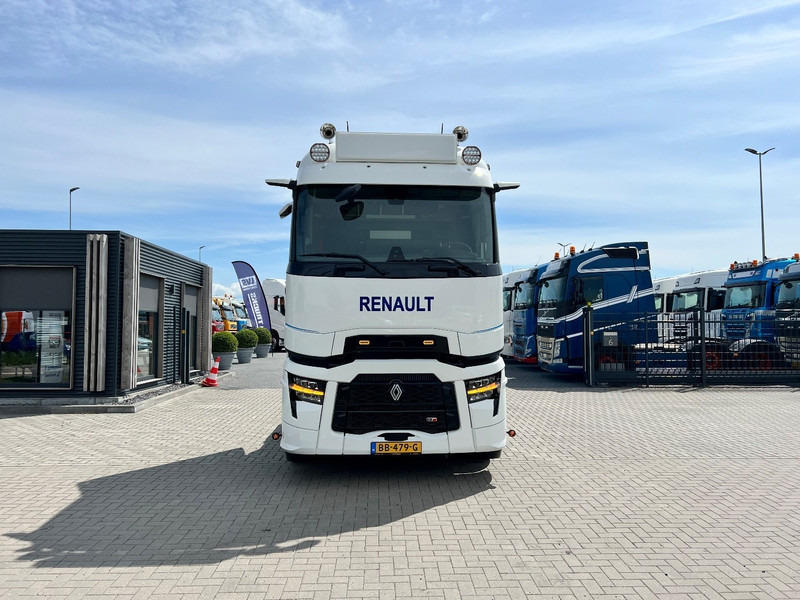 Renault T480 T-HIGH 4x2 Trekker Standclima / 2x Tank / New - Nyergesvontató: 2 kép. Renault T480 T-HIGH 4x2 Trekker Standclima / 2x Tank / New - Nyergesvontató: 2 kép.