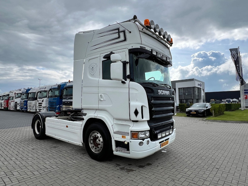 Scania R580 4x2 Trekker Topline / Retarder / Manual Gearbox - Nyergesvontató: 3 kép. Scania R580 4x2 Trekker Topline / Retarder / Manual Gearbox - Nyergesvontató: 3 kép.