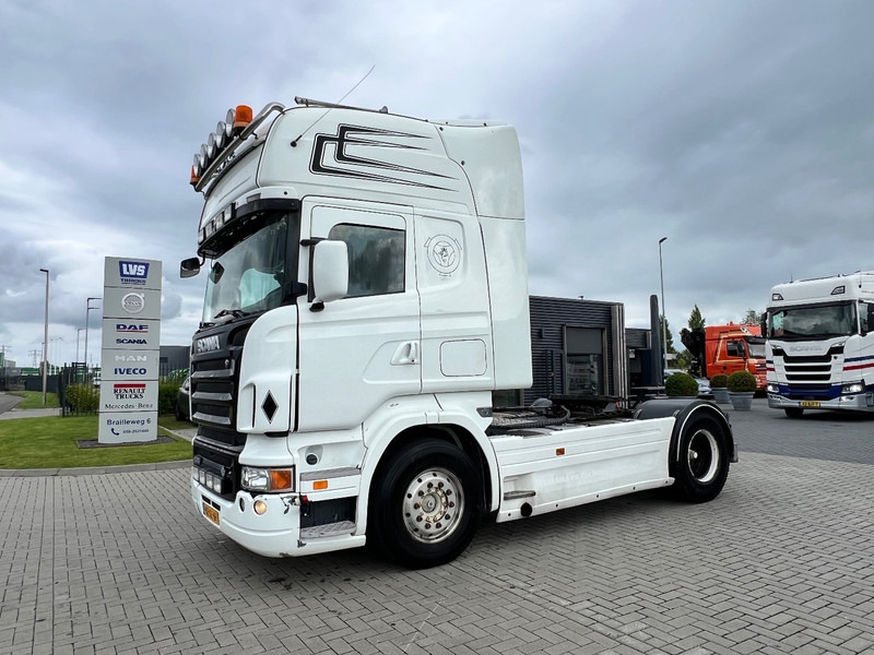 Scania R580 4x2 Trekker Topline / Retarder / Manual Gearbox - Nyergesvontató: 1 kép. Scania R580 4x2 Trekker Topline / Retarder / Manual Gearbox - Nyergesvontató: 1 kép.