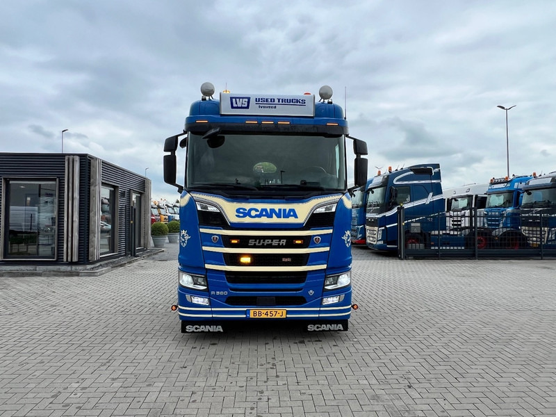 Scania R580 V8 6x2 trekker Retarder / Hydraulic / ADR / Full Air - Nyergesvontató: 2 kép. Scania R580 V8 6x2 trekker Retarder / Hydraulic / ADR / Full Air - Nyergesvontató: 2 kép.