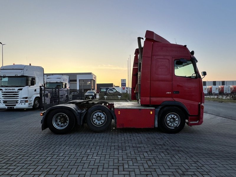Volvo FH 460 6x2 vla trekker Euro 3 / 782.000km - Nyergesvontató: 4 kép. Volvo FH 460 6x2 vla trekker Euro 3 / 782.000km - Nyergesvontató: 4 kép.