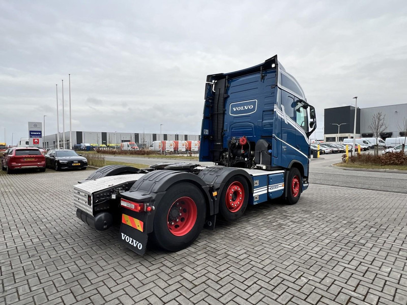 Volvo FH 500 6x2 vla trekker Pusher / lift / 887500km - Nyergesvontató: 5 kép. Volvo FH 500 6x2 vla trekker Pusher / lift / 887500km - Nyergesvontató: 5 kép.