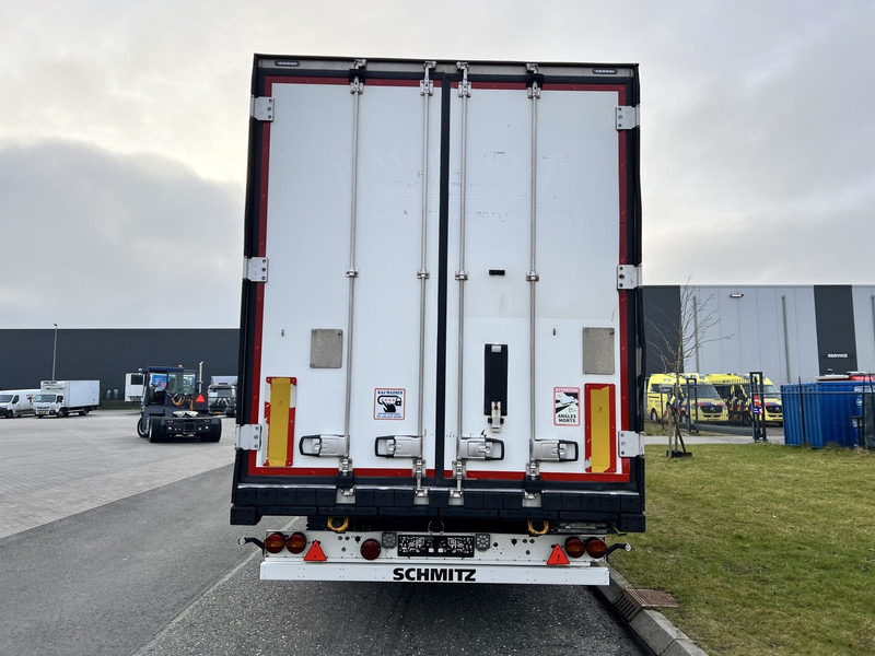 Schmitz Cargobull 3 - assige Koeloplegger Vlees / Pallet box - Félpótkocsi hűtős: 5 kép. Schmitz Cargobull 3 - assige Koeloplegger Vlees / Pallet box - Félpótkocsi hűtős: 5 kép.