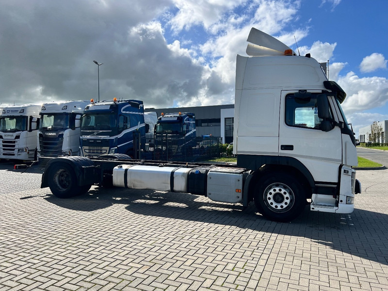 Volvo FM 410 4x2 Chassis Cabine Globetrotter XL - Alvaz teherautó: 4 kép. Volvo FM 410 4x2 Chassis Cabine Globetrotter XL - Alvaz teherautó: 4 kép.