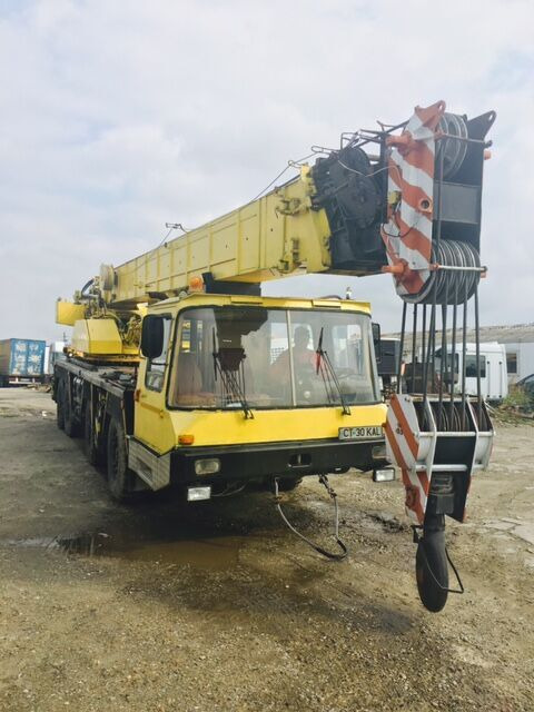 Bumar 42 Tons - Autódaru: 1 kép. Bumar 42 Tons - Autódaru: 1 kép.