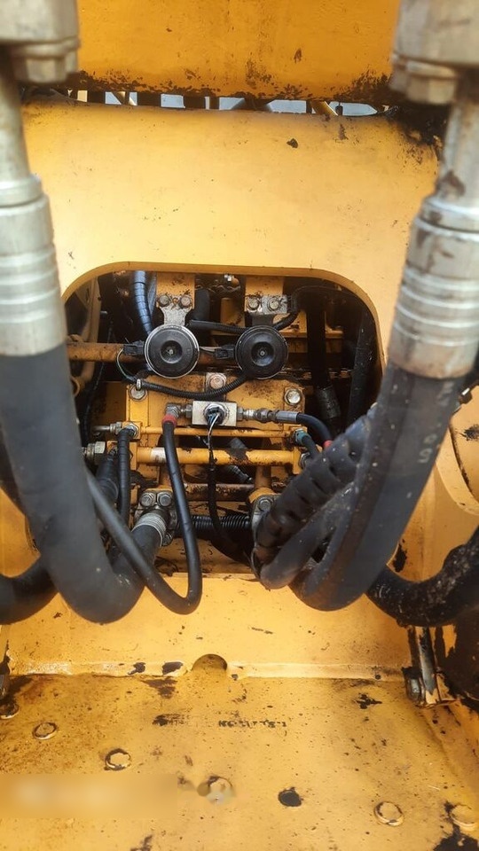 Differenciálmű - Kotrógép Komatsu Excavator senile PC 210 dezmembrez-orice piesa Komatsu 210-LC8 komatzu Lc 10: 6 kép. Differenciálmű - Kotrógép Komatsu Excavator senile PC 210 dezmembrez-orice piesa Komatsu 210-LC8 komatzu Lc 10: 6 kép.