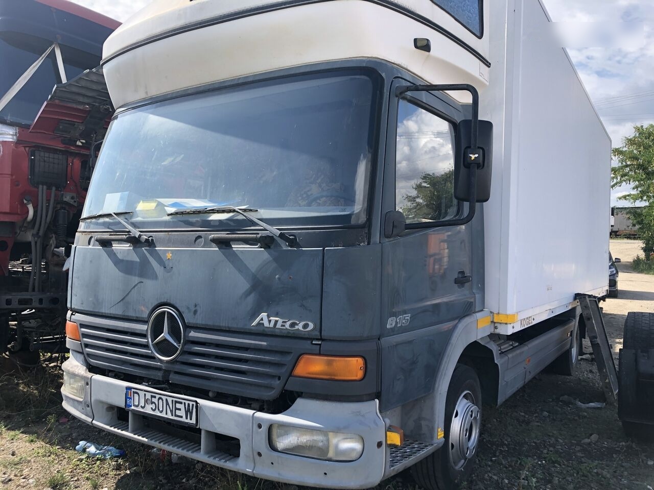MERCEDES-BENZ Atego 1223 parts PIESE din DEZMEMBRARI - Motor - Teherautó: 2 kép. MERCEDES-BENZ Atego 1223 parts PIESE din DEZMEMBRARI - Motor - Teherautó: 2 kép.