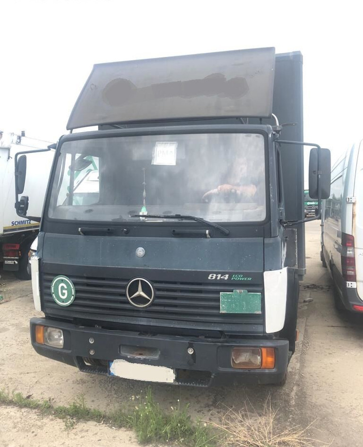 Mercedes-Benz 814 - Hőszigetelt teherautó: 4 kép. Mercedes-Benz 814 - Hőszigetelt teherautó: 4 kép.