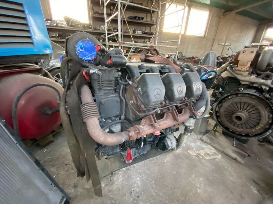 Mercedes-Benz Actros 1840 1843 1848 1835 1845 Euro 2 3 - Motor - Teherautó: 2 kép. Mercedes-Benz Actros 1840 1843 1848 1835 1845 Euro 2 3 - Motor - Teherautó: 2 kép.