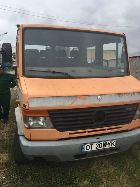 Mercedes-Benz Vario 612 614 615 812 814 81 - Motor - Teherautó: 2 kép. Mercedes-Benz Vario 612 614 615 812 814 81 - Motor - Teherautó: 2 kép.