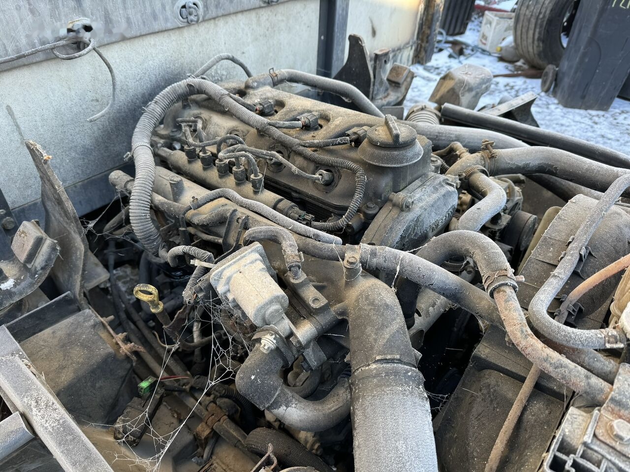 Nissan - 2,5 YD22DD YD22DDT Renault MAXITY - 2,488 cc 2008 - 4 cil - Motor - Teherautó: 2 kép. Nissan - 2,5 YD22DD YD22DDT Renault MAXITY - 2,488 cc 2008 - 4 cil - Motor - Teherautó: 2 kép.