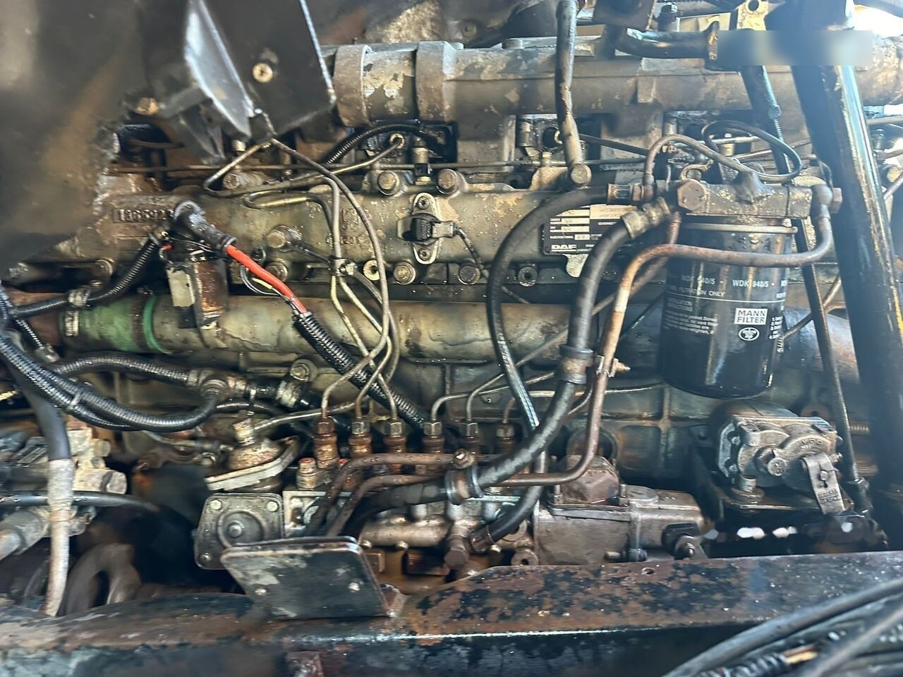 DAF XF95 430 ATI RETARDER EXPORT - Nyergesvontató: 4 kép. DAF XF95 430 ATI RETARDER EXPORT - Nyergesvontató: 4 kép.
