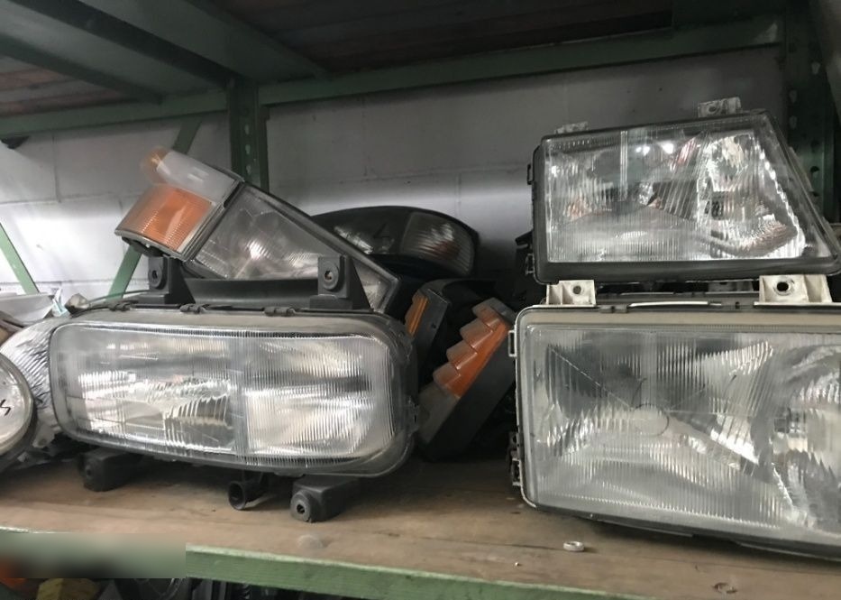 - Fényszóró - Teherautó: 2 kép. - Fényszóró - Teherautó: 2 kép.