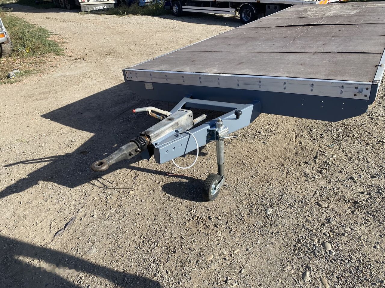 Schmitz Cargobull REPACOM Rema remorca 6,5 m lungime platforma pentru marfa / util - Platós pótkocsi: 5 kép. Schmitz Cargobull REPACOM Rema remorca 6,5 m lungime platforma pentru marfa / util - Platós pótkocsi: 5 kép.