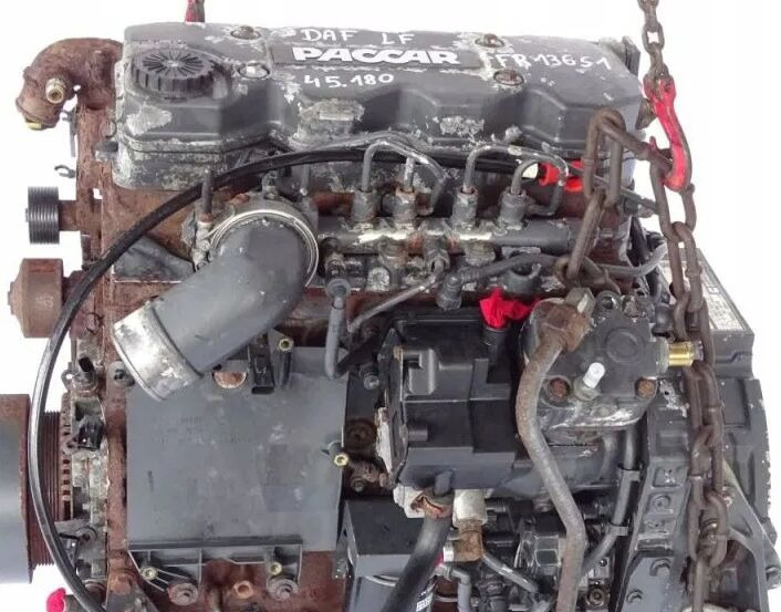 DAF FR 136 S1 DAF LF 55 - Motor - Teherautó: 1 kép. DAF FR 136 S1 DAF LF 55 - Motor - Teherautó: 1 kép.