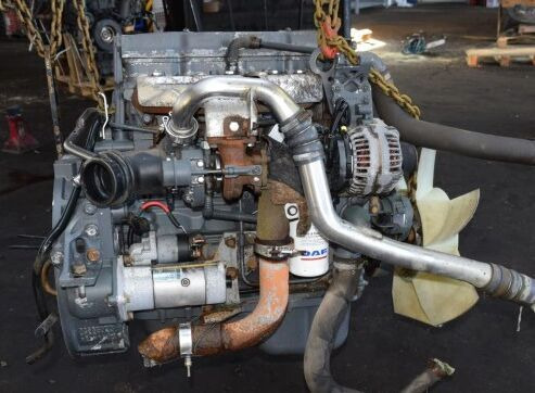 DAF FR118U2 DAF truck - Motor - Teherautó: 3 kép. DAF FR118U2 DAF truck - Motor - Teherautó: 3 kép.