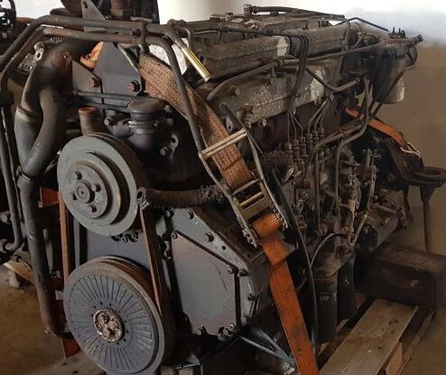 DAF RS160M DAF truck - Motor - Teherautó: 3 kép. DAF RS160M DAF truck - Motor - Teherautó: 3 kép.