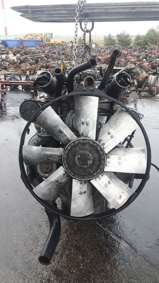 DAF WS 315 L DAF truck - Motor - Teherautó: 2 kép. DAF WS 315 L DAF truck - Motor - Teherautó: 2 kép.