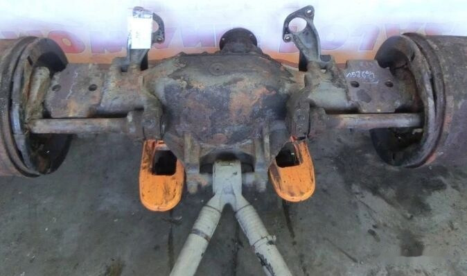 MAN 152694 MAN truck - Tengely és alkatrészek - Teherautó: 4 kép. MAN 152694 MAN truck - Tengely és alkatrészek - Teherautó: 4 kép.