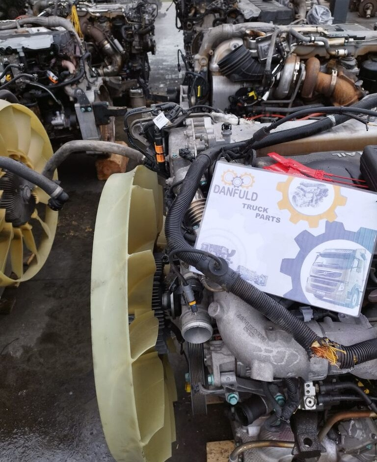 MAN 440 EURO 6 MAN TGX TGS - Motor - Teherautó: 1 kép. MAN 440 EURO 6 MAN TGX TGS - Motor - Teherautó: 1 kép.