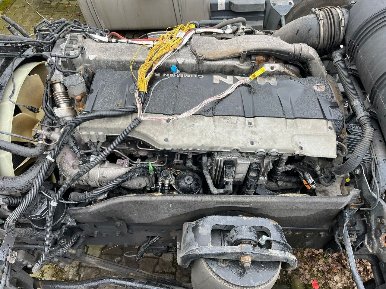 MAN D2066LF85   truck - Motor - Teherautó: 2 kép. MAN D2066LF85   truck - Motor - Teherautó: 2 kép.