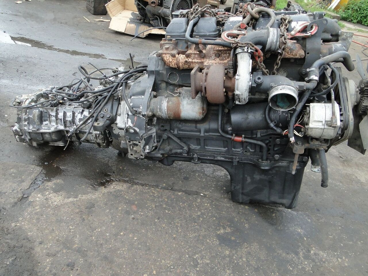 MAN D2865LF05 MAN F90 - Motor - Teherautó: 2 kép. MAN D2865LF05 MAN F90 - Motor - Teherautó: 2 kép.