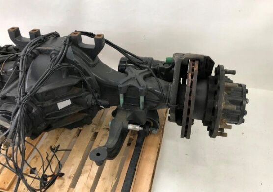 MAN truck - Tengely és alkatrészek - Teherautó: 2 kép. MAN truck - Tengely és alkatrészek - Teherautó: 2 kép.