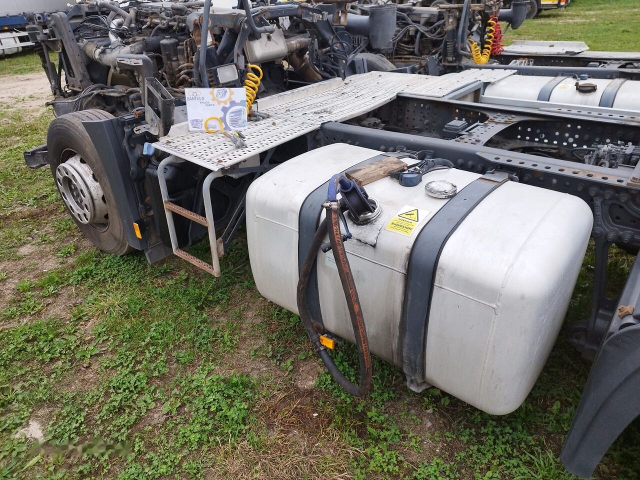 Mercedes-Benz Actros OM471 Mercedes-Benz Actros truck - Keret/ Alváz - Teherautó: 3 kép. Mercedes-Benz Actros OM471 Mercedes-Benz Actros truck - Keret/ Alváz - Teherautó: 3 kép.