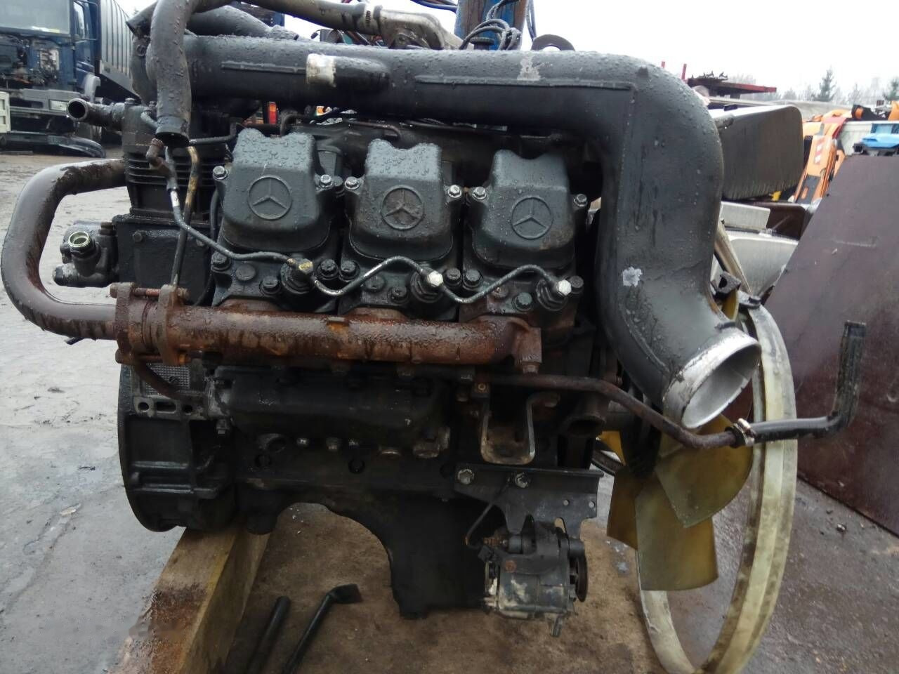 Mercedes-Benz OM401LA Mercedes-Benz - Motor - Teherautó: 2 kép. Mercedes-Benz OM401LA Mercedes-Benz - Motor - Teherautó: 2 kép.