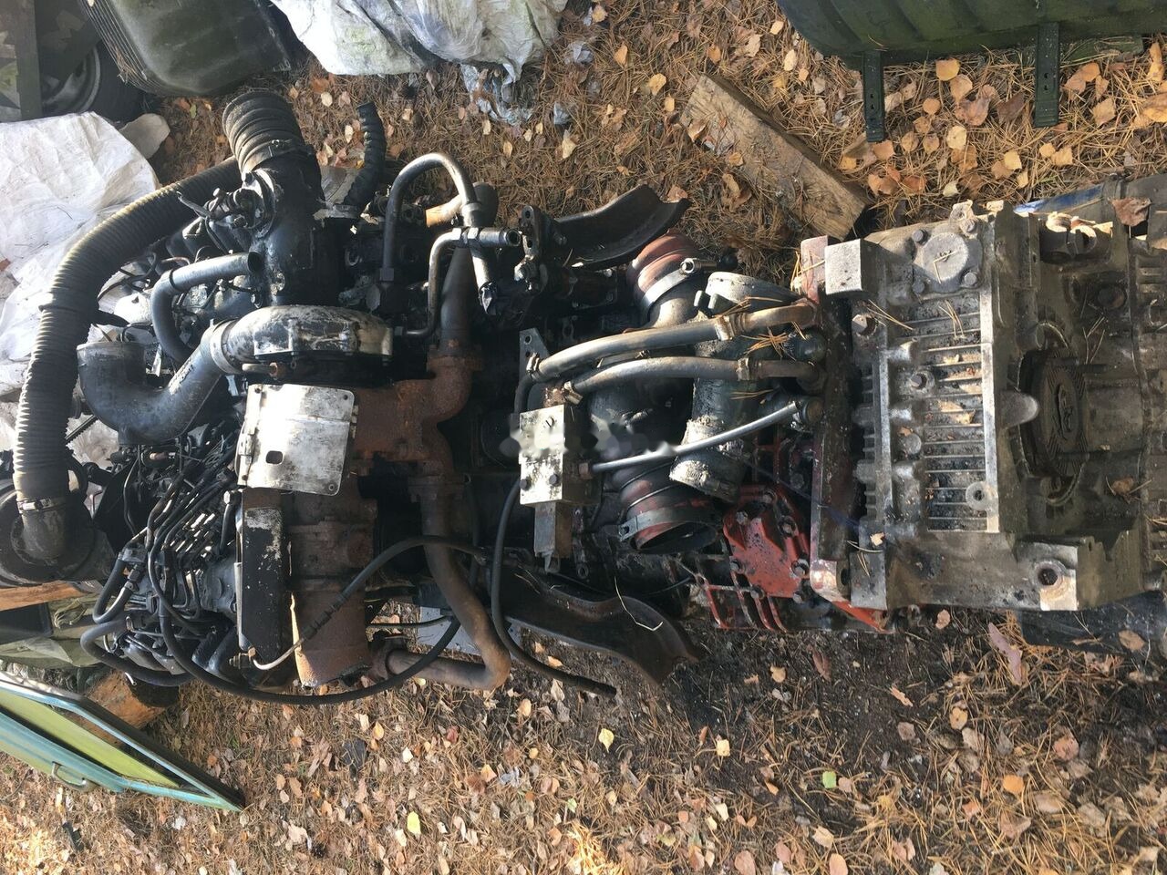 Mercedes-Benz OM441 4411410801 - Motor - Busz: 3 kép. Mercedes-Benz OM441 4411410801 - Motor - Busz: 3 kép.