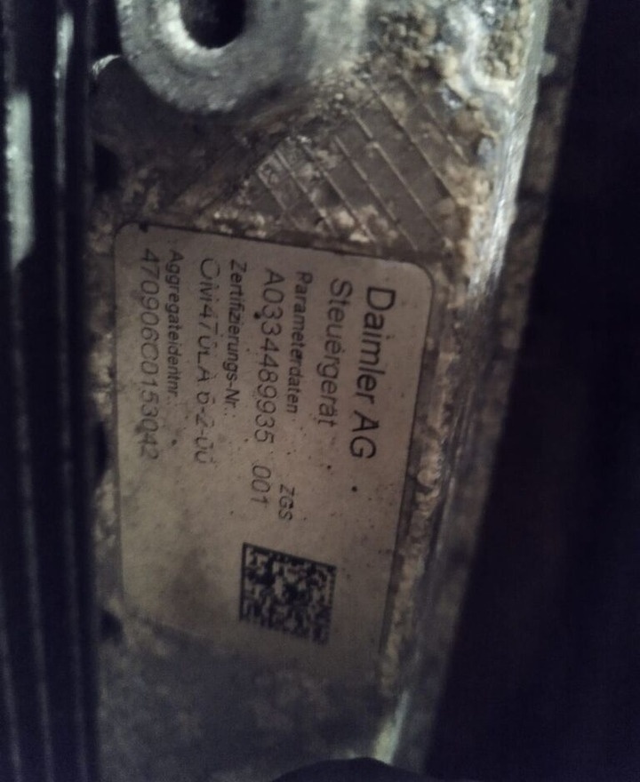 Mercedes-Benz OM470 LA Mercedes-Benz ACTROS truck - Motor - Teherautó: 3 kép. Mercedes-Benz OM470 LA Mercedes-Benz ACTROS truck - Motor - Teherautó: 3 kép.