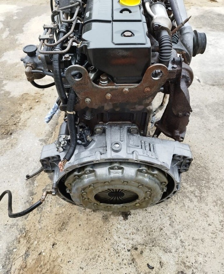 Renault DCI6 Renault PREMIUM truck - Motor - Teherautó: 4 kép. Renault DCI6 Renault PREMIUM truck - Motor - Teherautó: 4 kép.