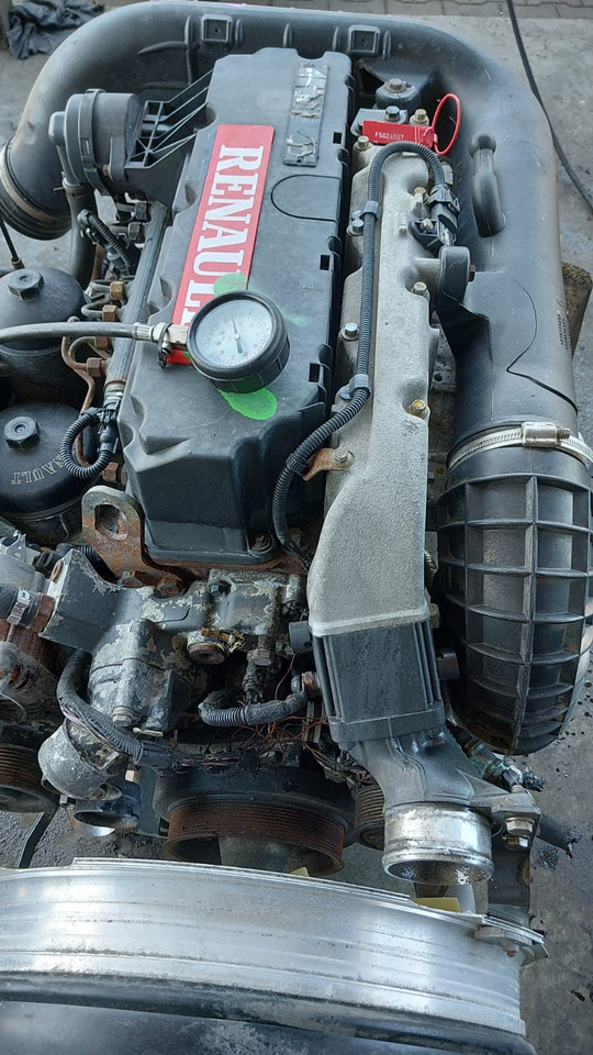 Renault DXi 5 215 EUV Renault Midlum - Motor - Teherautó: 1 kép. Renault DXi 5 215 EUV Renault Midlum - Motor - Teherautó: 1 kép.