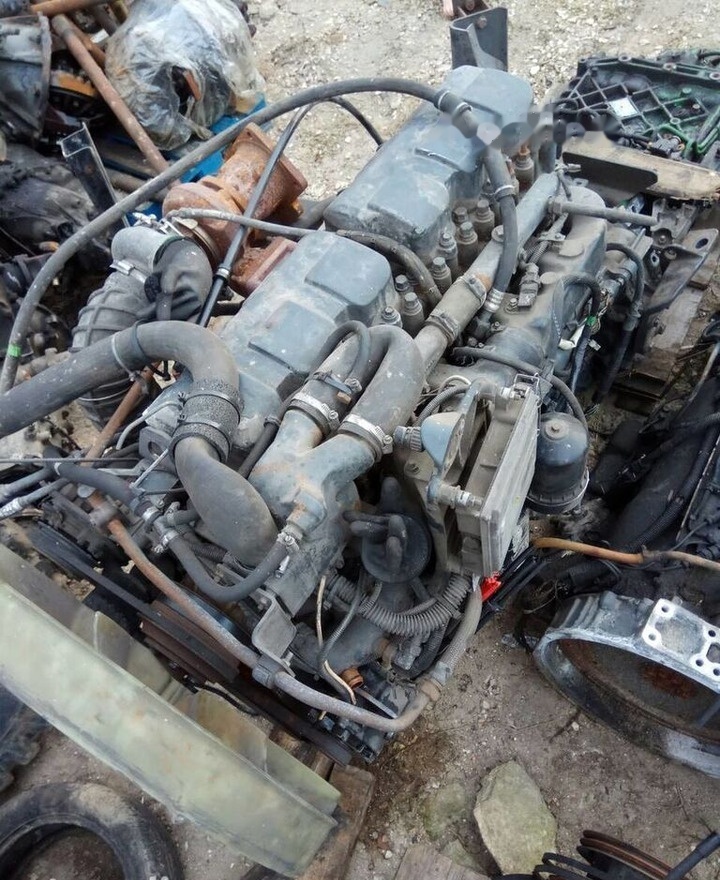 Renault E-TECH 440 Renault MAGNUM - Motor - Teherautó: 1 kép. Renault E-TECH 440 Renault MAGNUM - Motor - Teherautó: 1 kép.