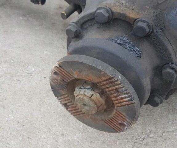 Renault MAGNUM truck - Tengely és alkatrészek - Teherautó: 3 kép. Renault MAGNUM truck - Tengely és alkatrészek - Teherautó: 3 kép.