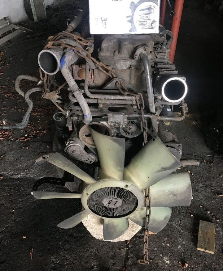 Scania DC 11.04 Scania R, T, P, K, 114 G-340, 114 L-340, 114 C-340 - Motor - Teherautó: 3 kép. Scania DC 11.04 Scania R, T, P, K, 114 G-340, 114 L-340, 114 C-340 - Motor - Teherautó: 3 kép.